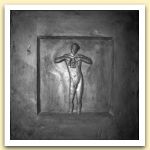 A cuor leggero, gesso e resina su legno, cm 52x52, 2007.JPG